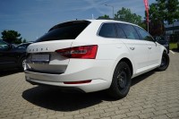 Skoda Superb Combi 2.0 TDI DSG