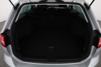 VW Passat Variant 1.8 TSI DSG R-Line