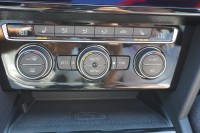 VW Passat Variant 2.0 TDI Elegance R-Line