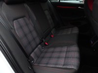 VW Golf VIII 2.0 GTI DSG