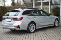 BMW 320 320d xDrive Advantage