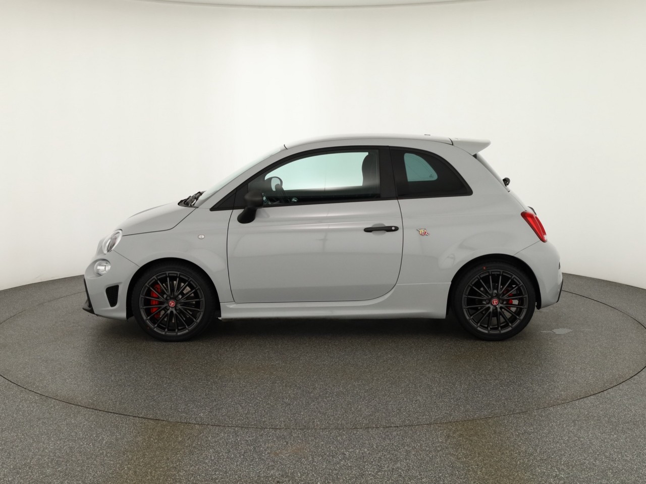 Abarth 695 1.4 T-Jet 16V Sabelt