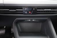 VW Golf VIII Variant 1.0 eTSI DSG