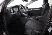 VW Golf VIII Variant 1.5 TSI DSG