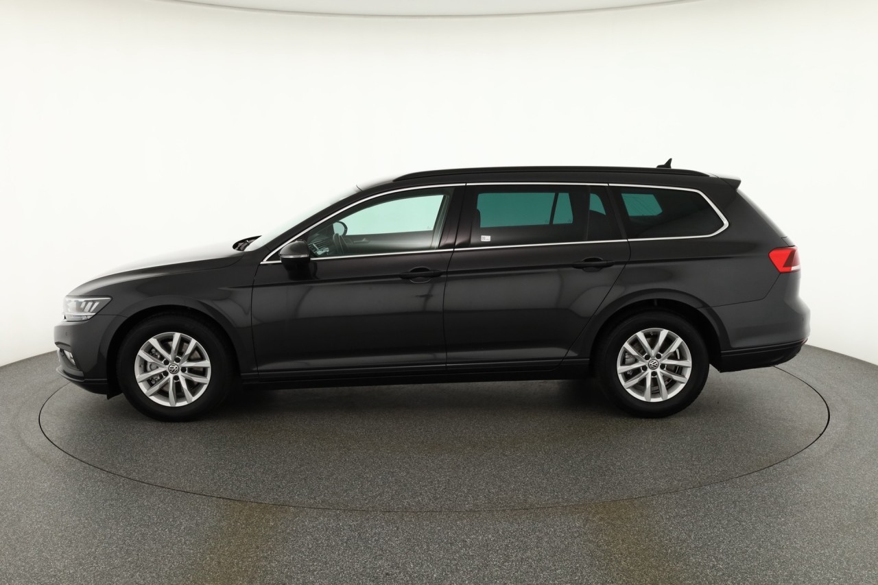 VW Passat Variant 1.5 TSI DSG Business