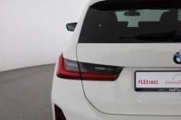 BMW 3 330e M-Sport Touring Mhev Aut.