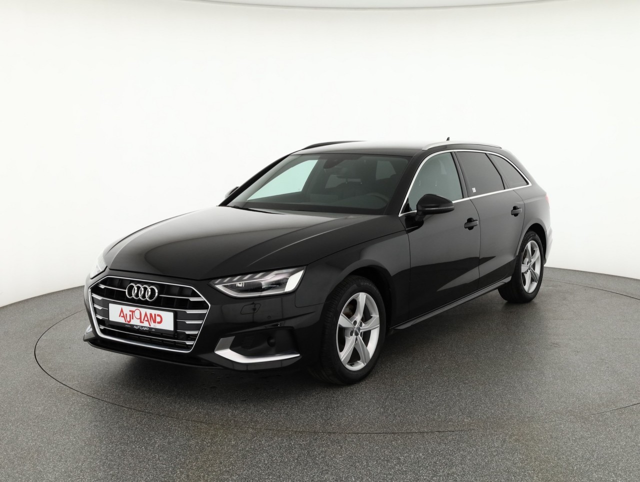 Audi A4 Avant 35 TFSI S line