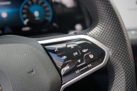 VW Golf VIII Variant 1.5 TSI R-Line