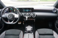 Mercedes-Benz CLA 220 AMG