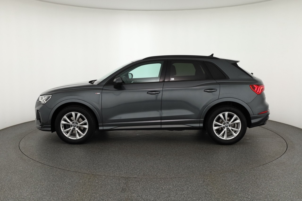 Audi Q3 35 TFSI S-Tronic S-line