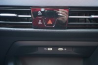 VW Golf VIII Variant Life 1.5 eTSI DSG