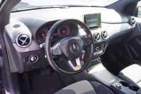 Mercedes-Benz B 180 B180