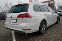 VW Golf VII Variant 1.5 TSI R-Line