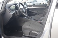 VW Golf VIII 1.0 eTSI