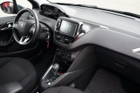 Peugeot 208 1.2 PureTech 110 Signature