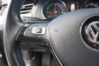 VW Passat Variant GTE