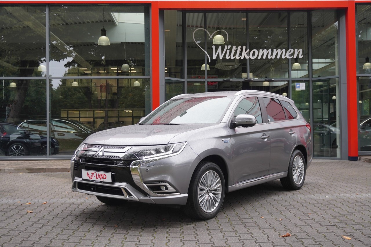 Mitsubishi Outlander 2.4 Hybrid PHEV 4WD