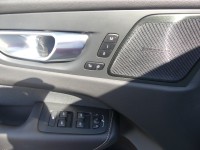 Volvo XC 60 XC60 2.0 M-Hybrid R Design 2WD