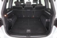 VW Touran 2.0 TDI DSG R-Line