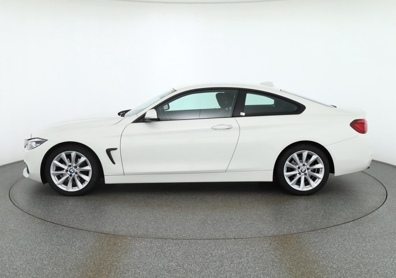 BMW 420 i Coupe Advantage