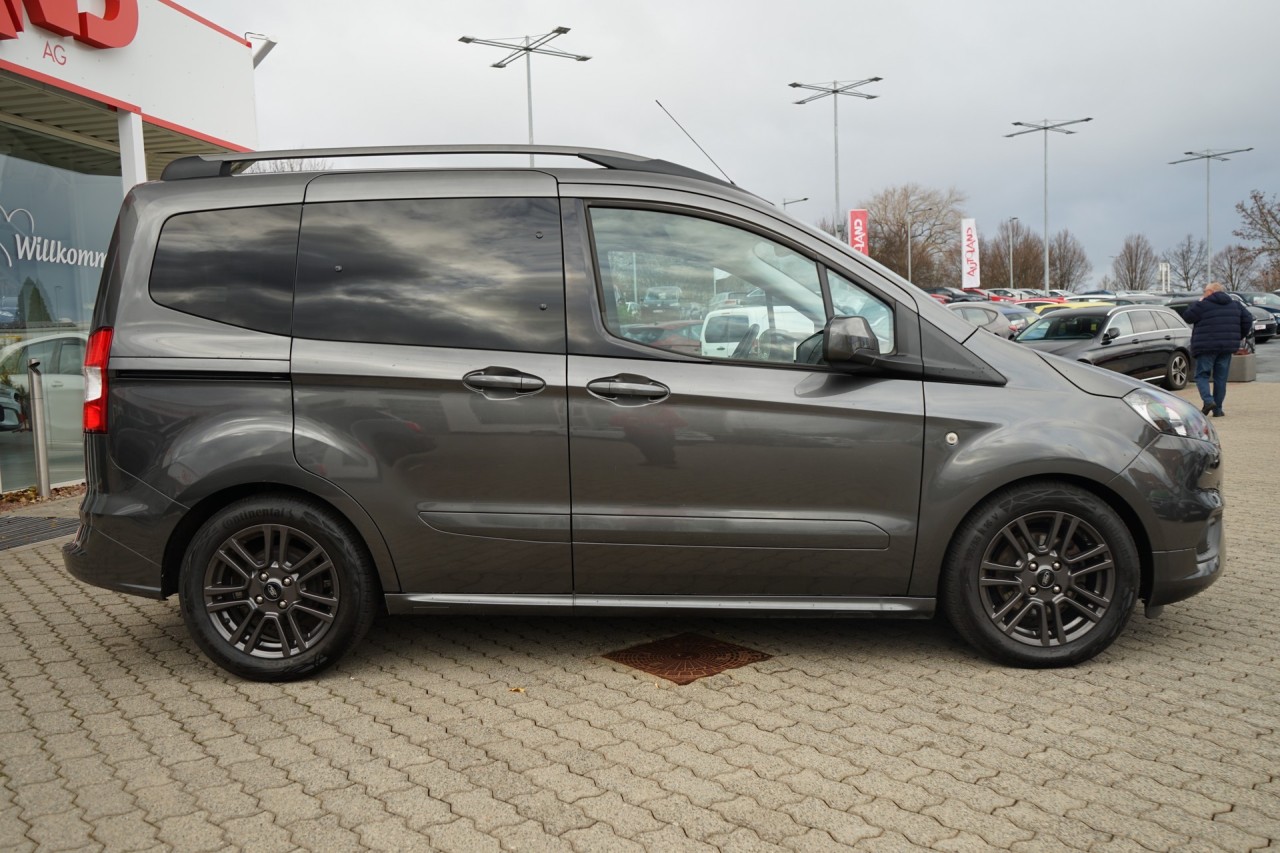 Ford Tourneo Courier 1.5 TDCi Sport