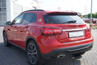 Mercedes-Benz GLA 180 Urban Night Paket