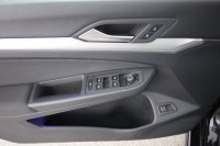 VW Golf VIII Variant Life eTSI DSG