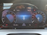 VW Golf VIII 1.0 TSI