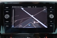 VW Passat Variant 2.0 TSI DSG R-Line