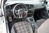 VW Golf VII 2.0 GTI