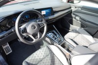 VW Golf VIII Variant 2.0 R-Line