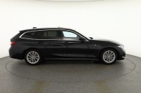BMW 3 330i M-Sport Touring Aut.