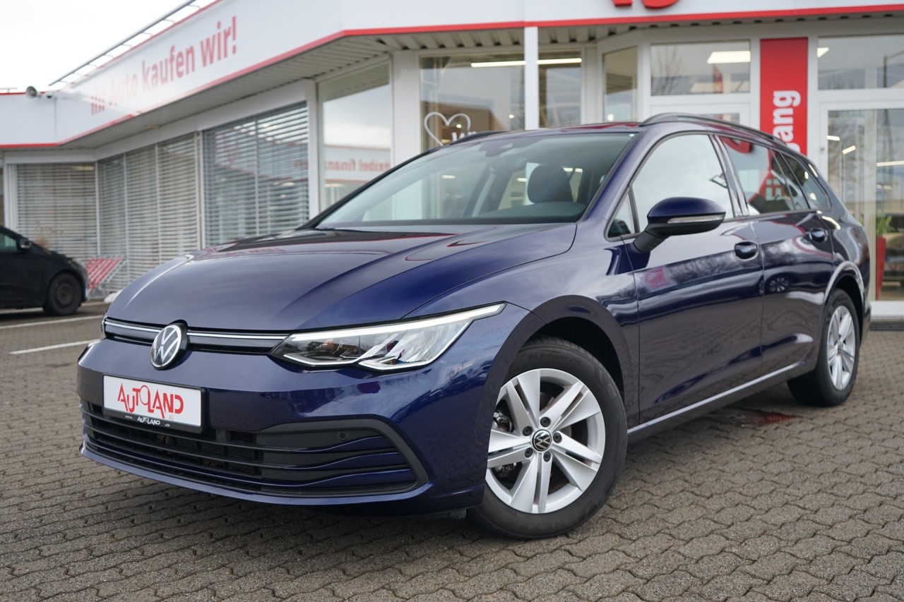 VW Golf VIII Variant 1.0 TSI Life