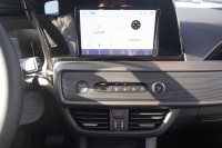 Ford Tourneo Courier Titanium 1.0 EB Aut.