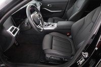 BMW 320 320i Touring M Sport Aut.