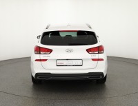 Hyundai i30 cw 1.6 CRDi DCT Intro Edition