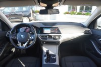 BMW 330 e Advantage