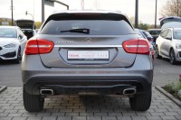 Mercedes-Benz GLA 200 Score Urban