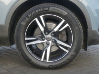 Volvo XC 40 XC40 2.0 M-Hybrid R Design