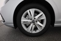 VW Golf VIII Variant 1.0 Life