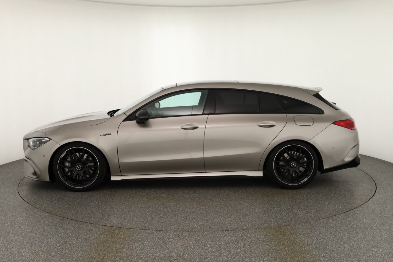 Mercedes-Benz Shooting Brake CLA 45 AMG 4Matic
