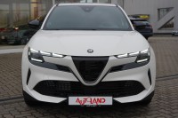 Alfa Romeo Junior Ibrida Speciale 1.2 VGT mHev