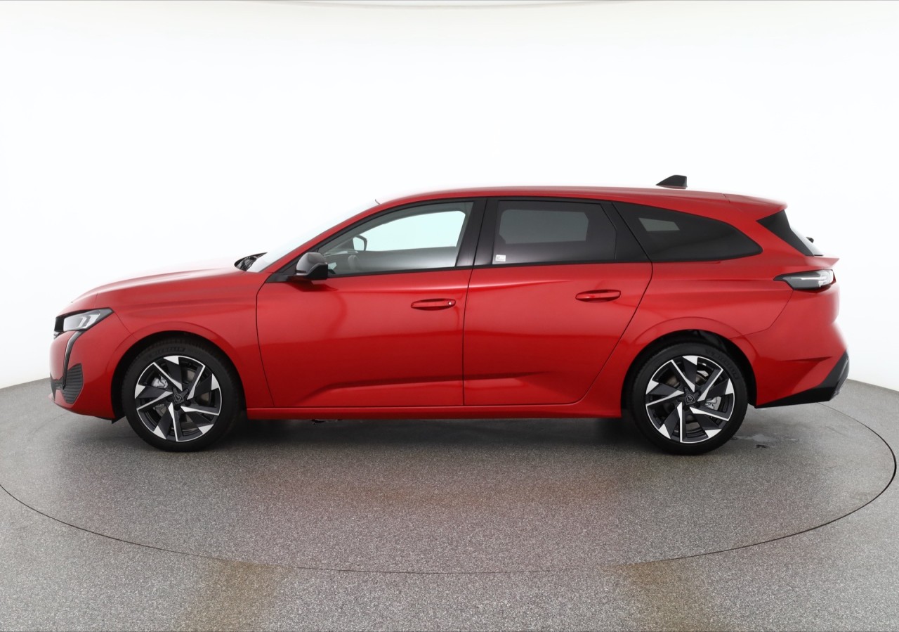 Peugeot 308 SW 1.2 Hybrid 145 Aut.
