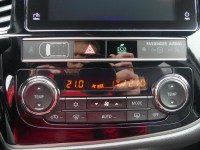 Mitsubishi Outlander 2.4 Hybrid PHEV Intro Edition 4WD