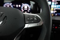 VW Golf VIII Variant 1.5 eTSI R-Line DSG