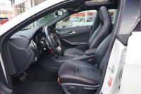 Mercedes-Benz CLA 200 AMG Line
