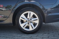 VW Golf VIII Variant 1.0 TSI