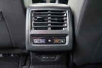 VW Golf VIII Variant 1.5 TSI