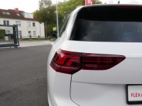 VW Golf VIII Variant 1.5 eTSI R-Line DSG