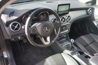 Mercedes-Benz GLA 180 Urban